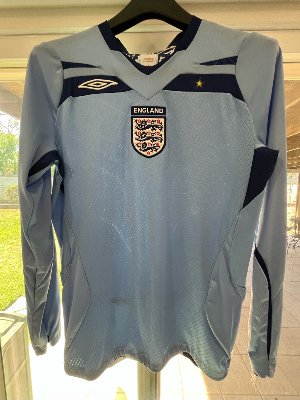 Umbro Light Blue England Long-Sleeve Football Jersey with Navy Accents